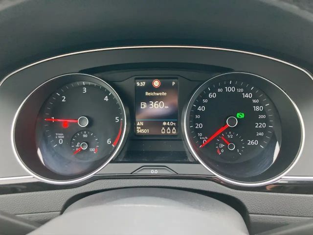 Volkswagen Passat 2.0 TDI Business DSG Variant