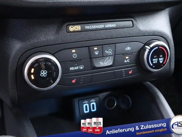 Ford Focus Cool & Connect Wagon