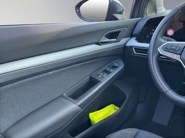 Volkswagen Golf DSG Golf VIII Life Variant