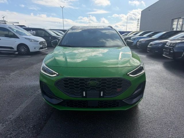 Ford Focus EcoBoost ST Line