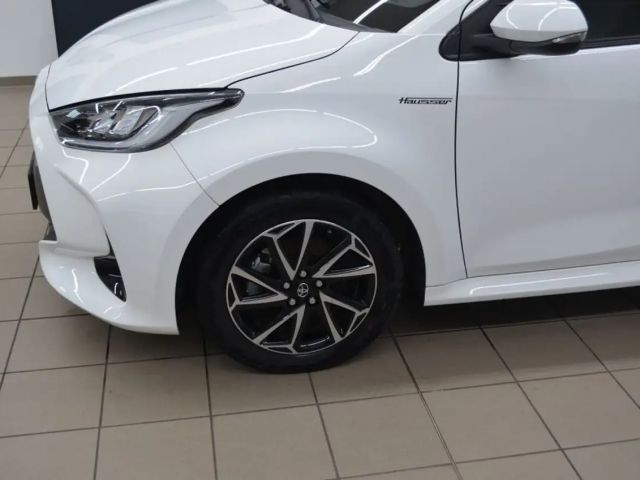 Toyota Yaris Comfort Hybride Team D