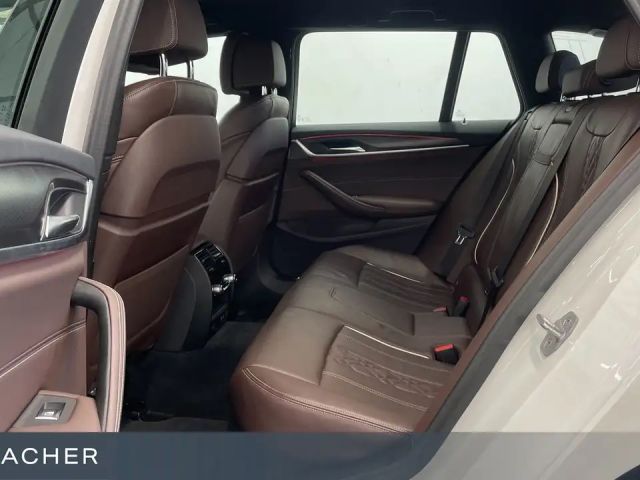 BMW 530 530d M-Sport Touring