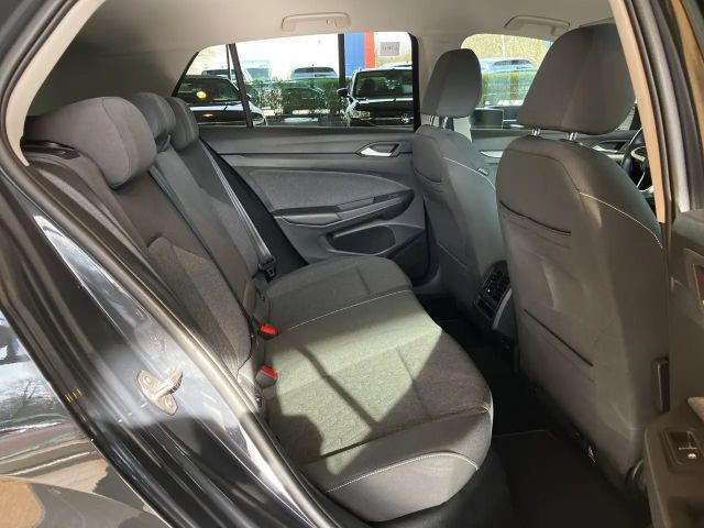 Volkswagen Golf 1.0 TSI Golf VIII Move