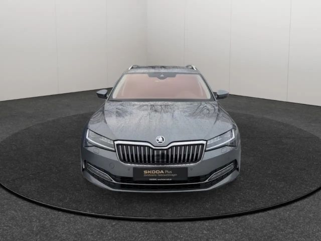 Skoda Superb 2.0 TDI Combi Style Style