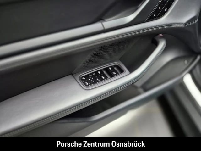 Porsche Taycan 4S