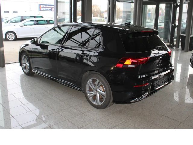 Volkswagen Golf 1.5 eTSI DSG R-Line