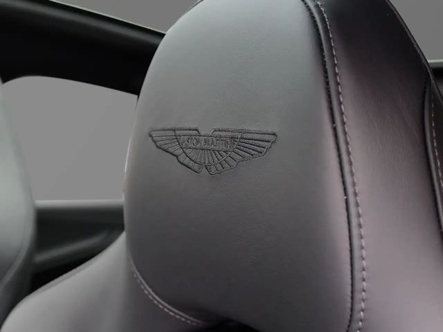 Aston Martin DBX 707 Storm Purple Onyx Black