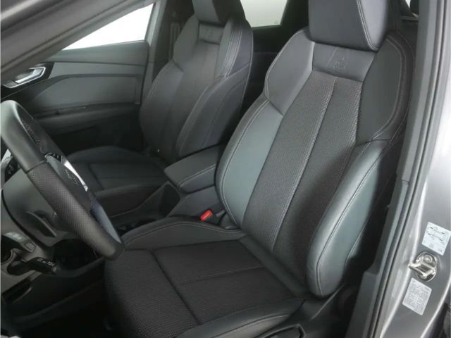 Audi Q4 e-tron S-Line