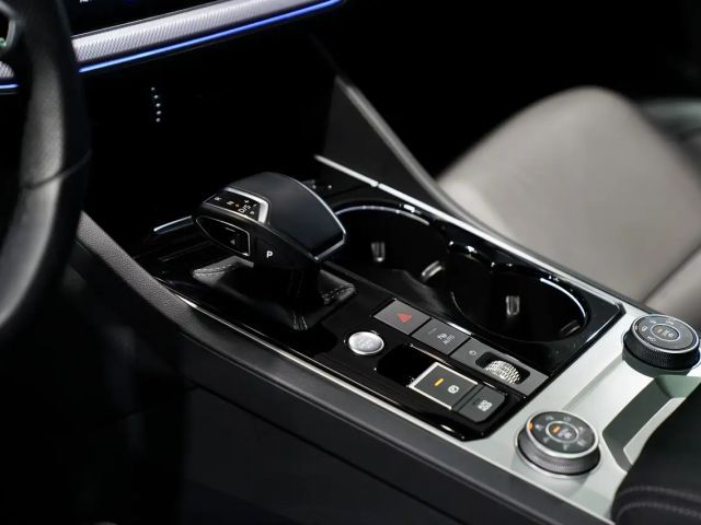 Volkswagen Touareg R-Line Style