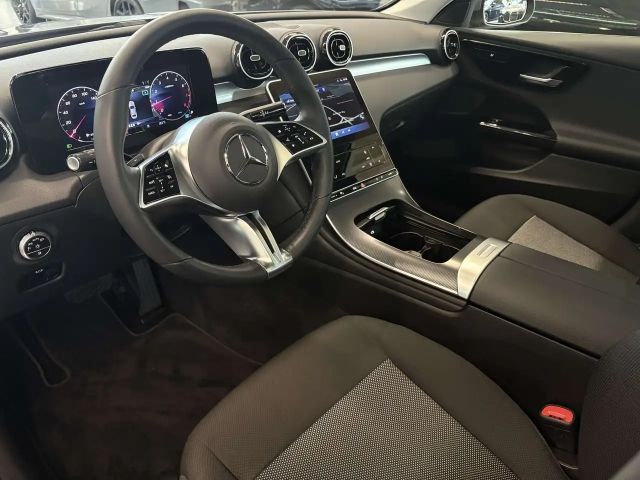 Mercedes-Benz C 300 4MATIC AVANTGARDE Sedan