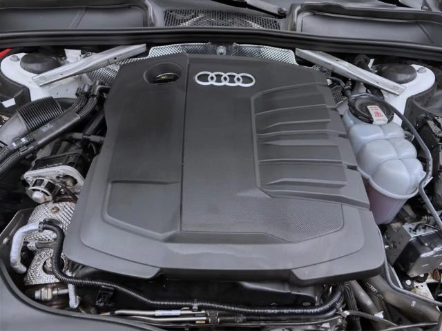 Audi A4 30 TDI Avant S-Line