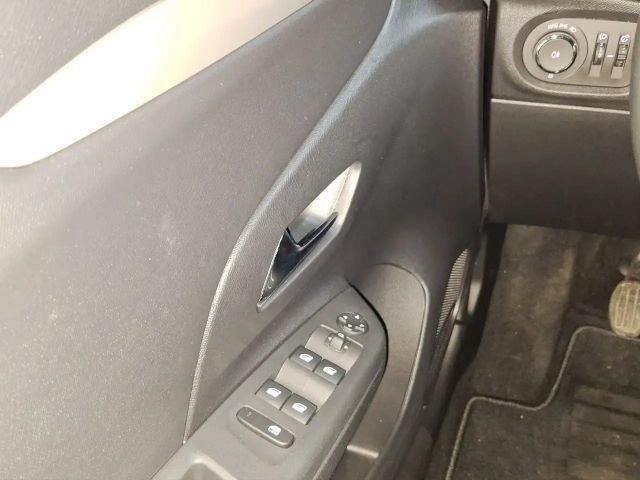 Opel Corsa 1.2 Turbo Edition Turbo