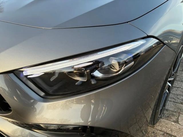 Mercedes-Benz A 35 AMG 4MATIC AMG Line