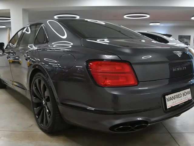Bentley Flying Spur Hybrid