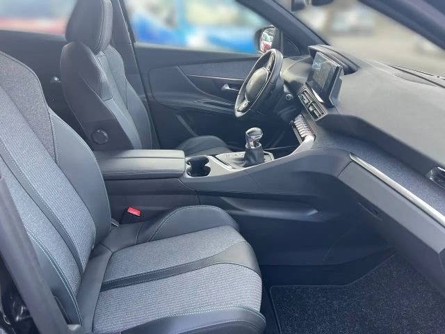 Peugeot 3008 Allure Pack PureTech