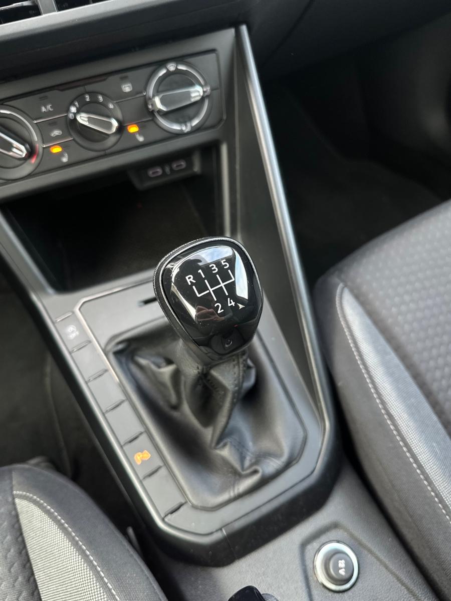 Volkswagen Taigo TAIGO*TEMPOMAT*PDC*CARPLAY*LED-SHZ-DAB-NR