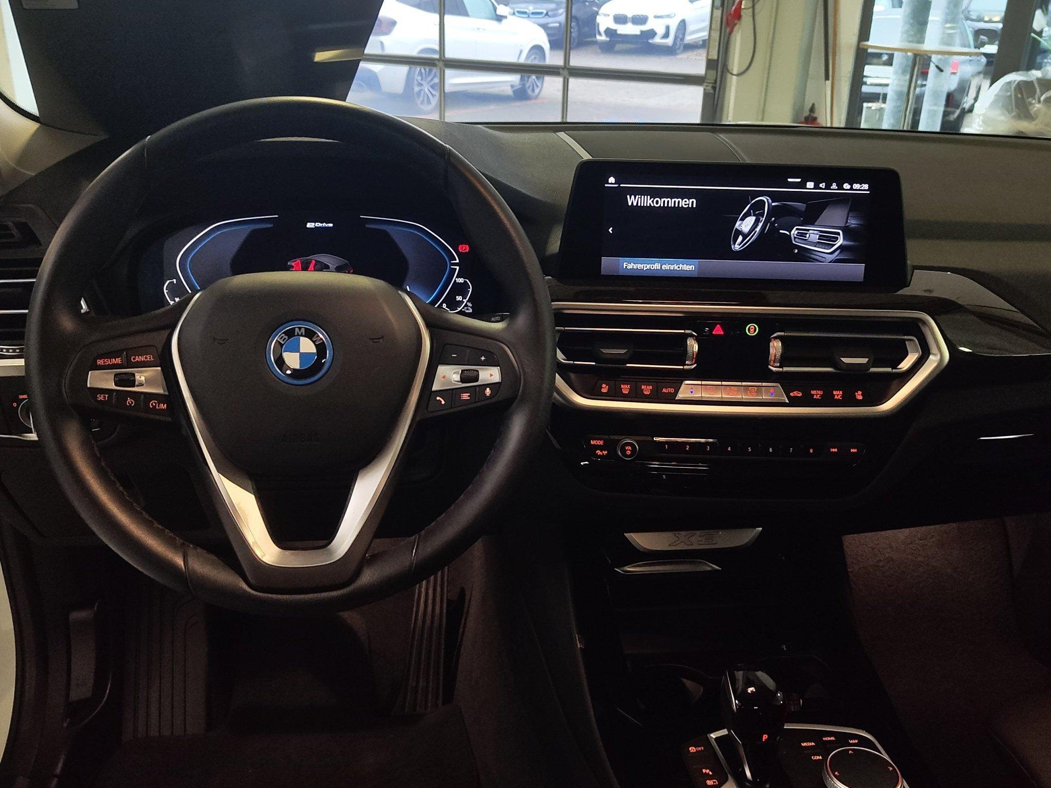 BMW X3 xDrive30e