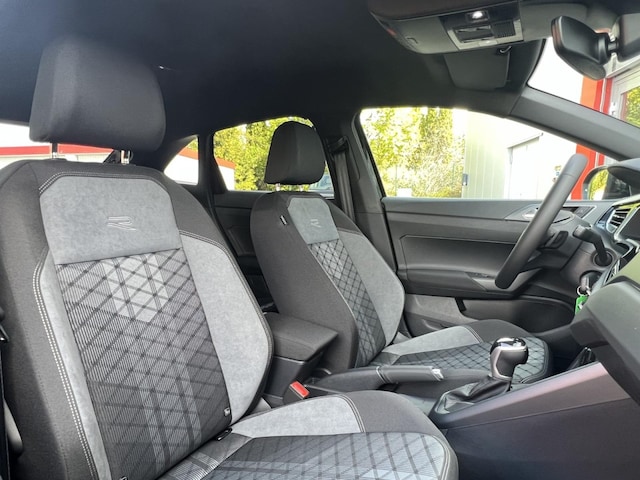 Volkswagen Taigo 1.5 TSI DSG R-Line