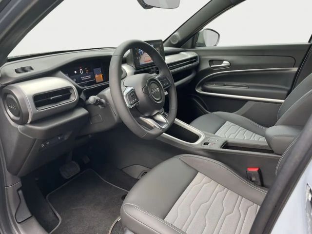 Jeep Avenger 1.2 T3 48V 4xe Hybrid eAWD Automatik Overl