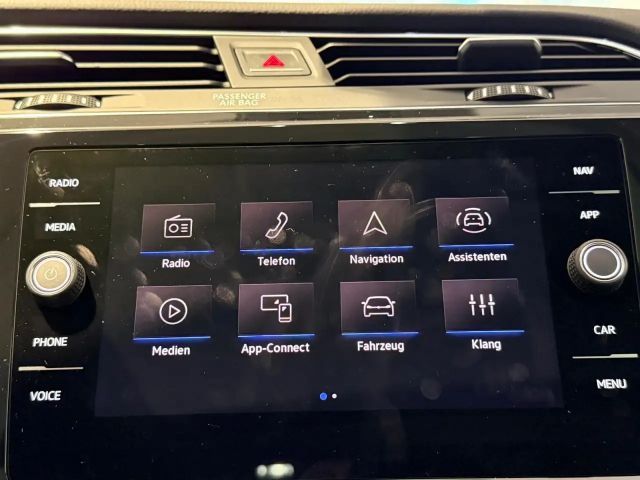 Volkswagen Touran BMT DSG Highline