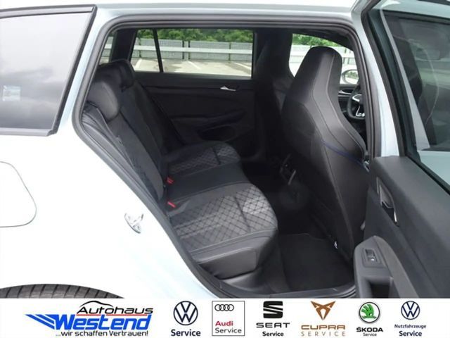 Volkswagen Golf DSG R-Line Variant