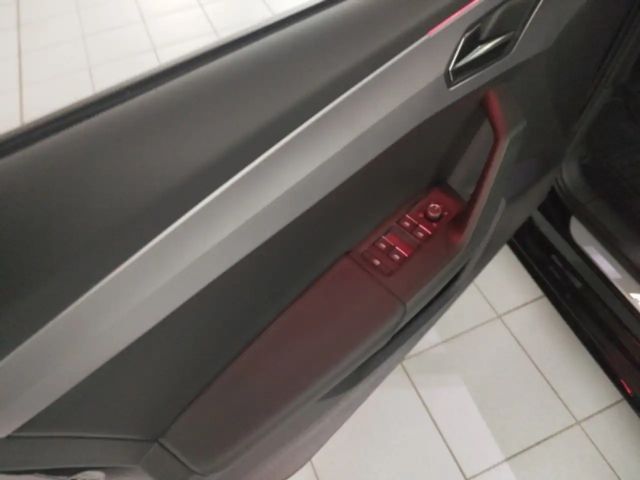 Seat Leon 2.0 TDI Black FR-lijn Sportstourer