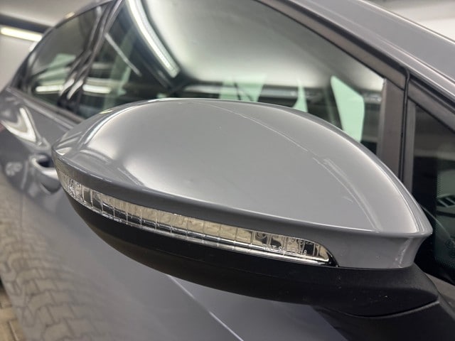 Volkswagen Golf 1.5 eTSI Golf VIII Life