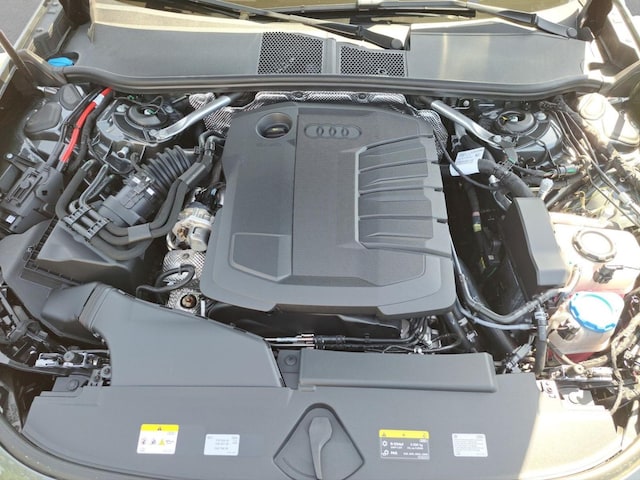 Audi A6 Avant Quattro S-Tronic