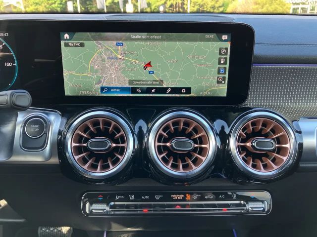 Mercedes-Benz EQB 300 4MATIC