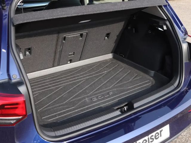 Volkswagen Golf 1.5 eTSI DSG Golf VIII