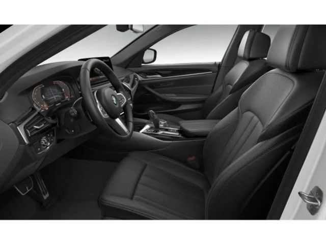 BMW 540 540d M-Sport Touring xDrive