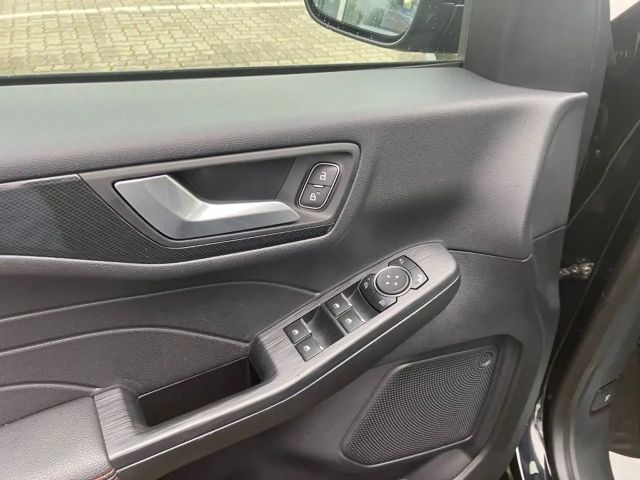 Ford Kuga Plug in Hybrid ST Line X