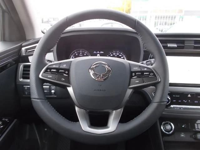 SsangYong Korando Quarz 1.5T LED, Navi, Keyless, Aku 18"