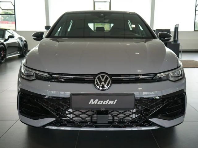 Volkswagen Golf 2.0 TDI DSG R-Line