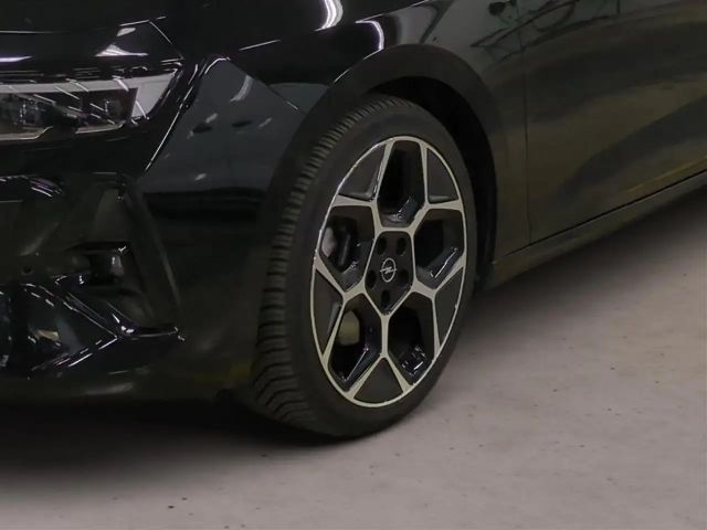 Opel Astra Sports Tourer Ultimate