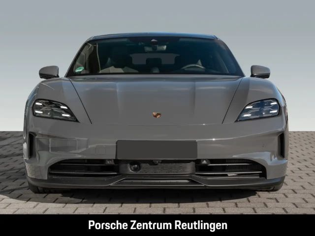 Porsche Taycan 4
