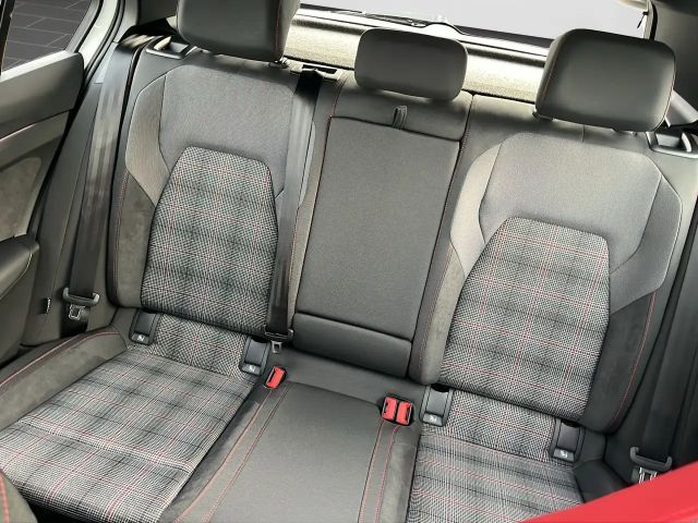 Volkswagen Golf DSG GTI