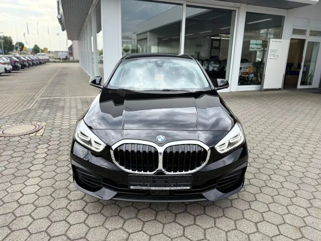 BMW 116 116i Sedan
