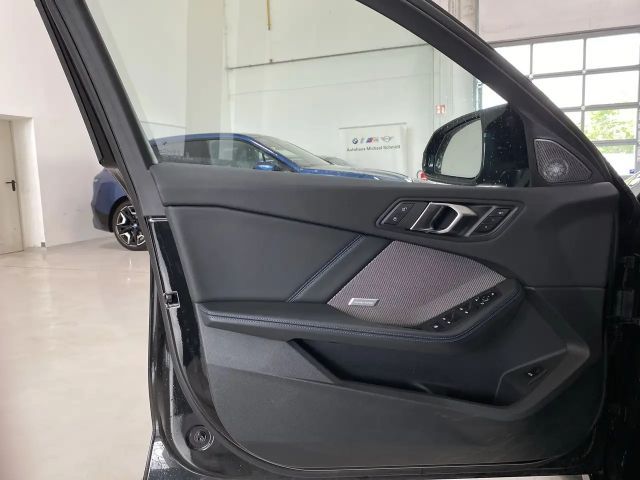 BMW 135 Sedan xDrive