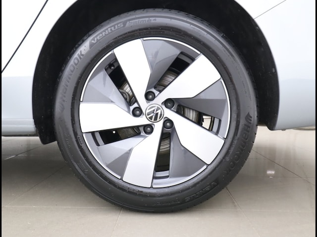 Volkswagen Passat 1.5 eTSI Business DSG