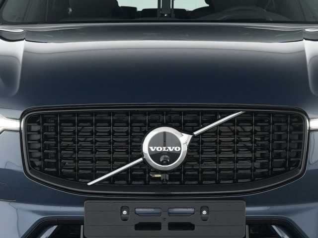 Volvo XC60 AWD Dark Plus