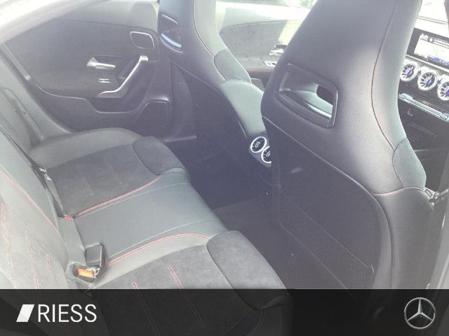 Mercedes-Benz A 220 4MATIC