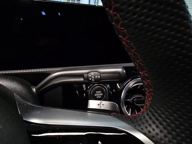 Mercedes-Benz CLA 200 AMG Line Coupé