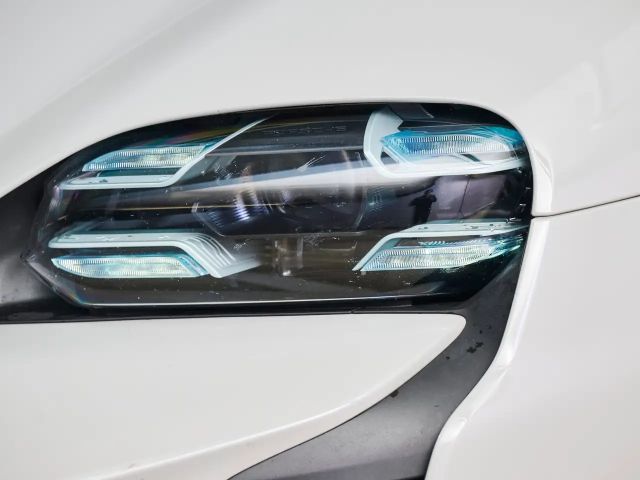 Porsche Taycan Turbo