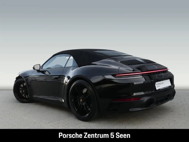 Porsche 992 Cabrio Carrera GTS