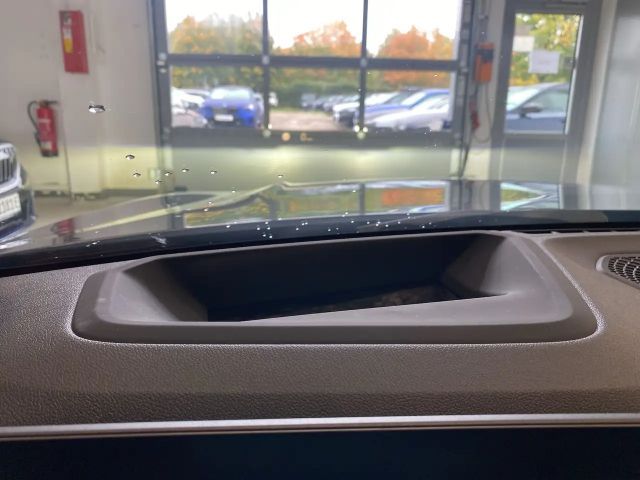 BMW 320 320i M-Sport Touring