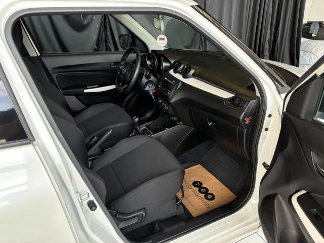 Suzuki Swift DualJet Hybrid