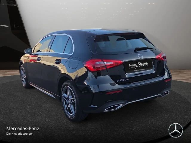 Mercedes-Benz A 250 A 250 e AMG Line