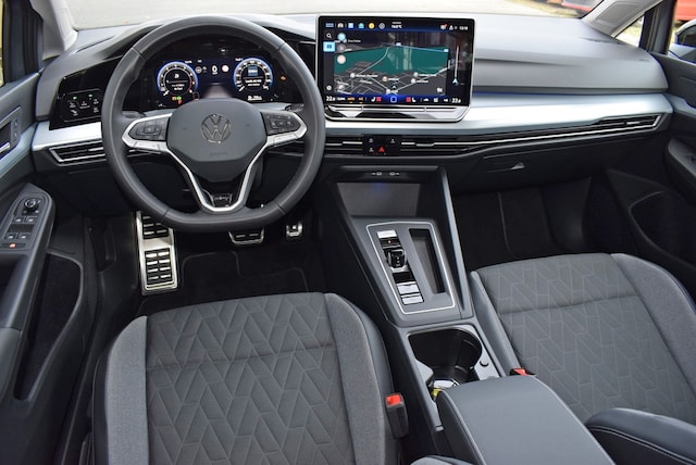 Volkswagen Golf 1.5 eTSI DSG Golf VIII