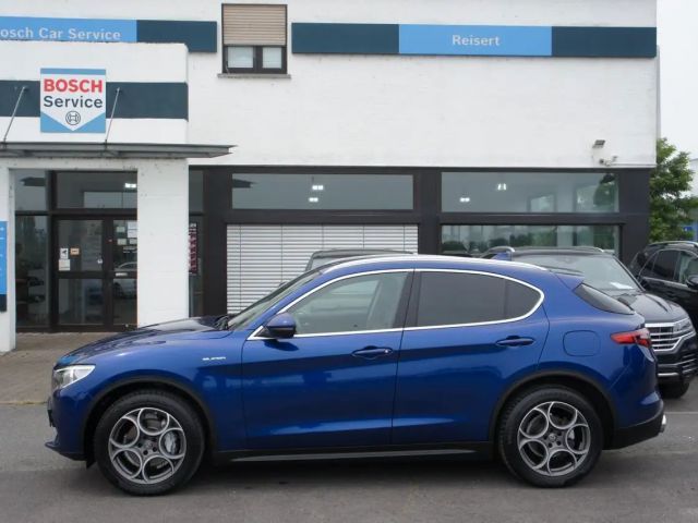 Alfa Romeo Stelvio Q4 Super